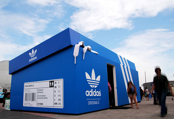 Ejemplo pop up store Adidas